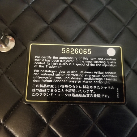 HOST PICK !!!!! Chanel Jumbo Single flap purse - Picture 10 of 13